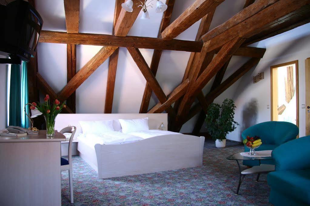 Hotel Zur Krone Beilngries Zewnętrze zdjęcie