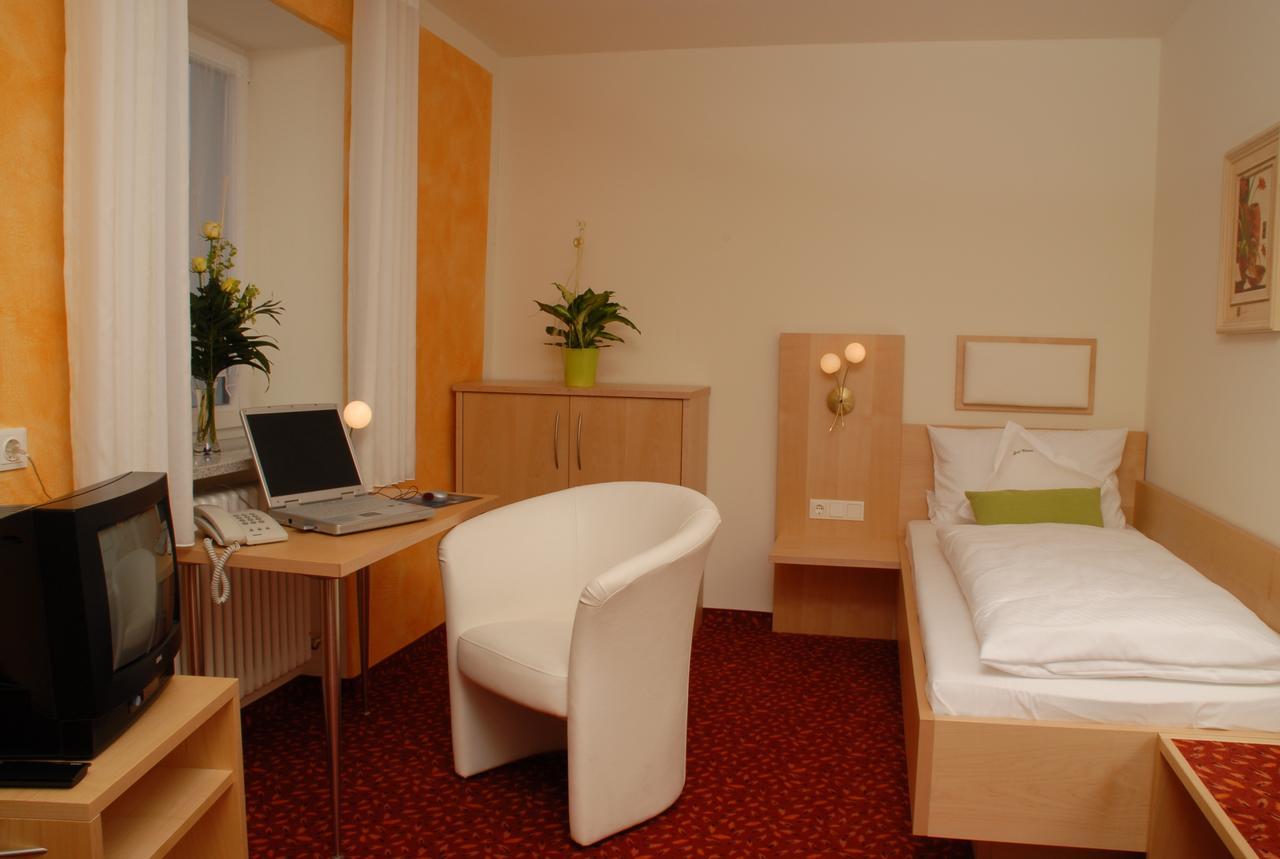 Hotel Zur Krone Beilngries Zewnętrze zdjęcie