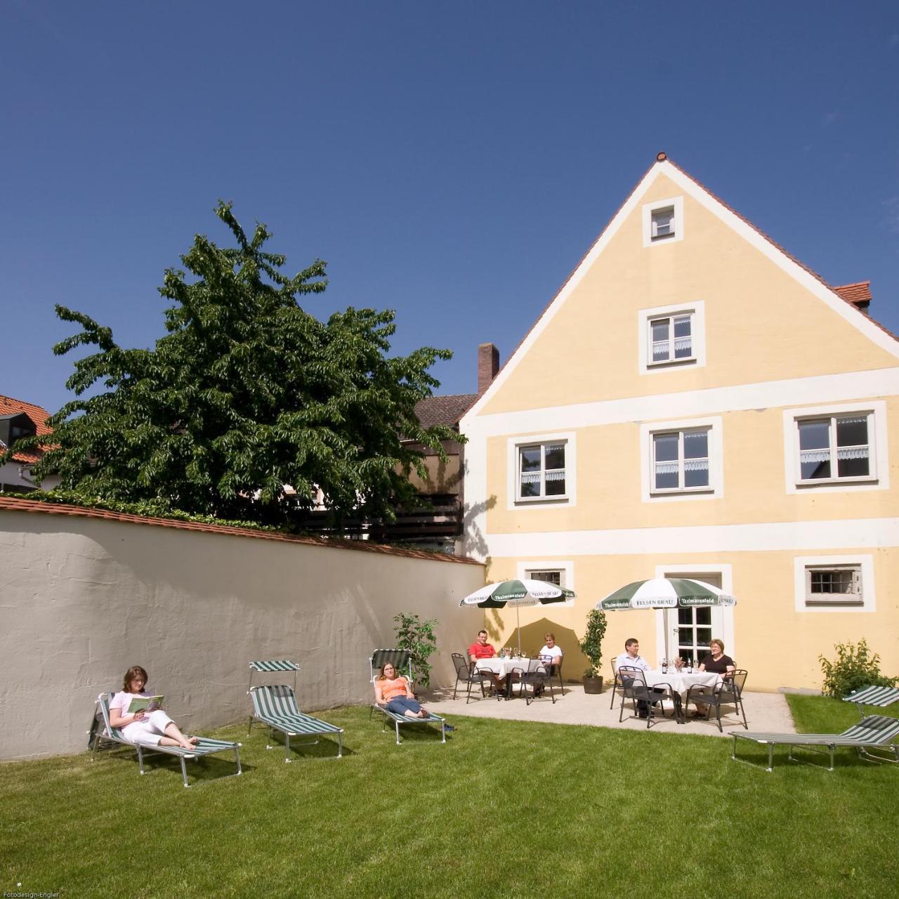 Hotel Zur Krone Beilngries Zewnętrze zdjęcie
